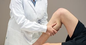 【影音】床上腿部及腰部伸展