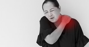 疫情期間頸痛患者增加 改良式針灸「浮針」舒緩頸部不適
